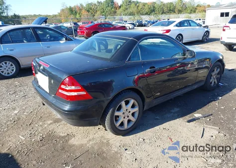 1998 Mercedes-Benz Slk 230 из США, поврежденный, VIN WDBKK47F1WF010349